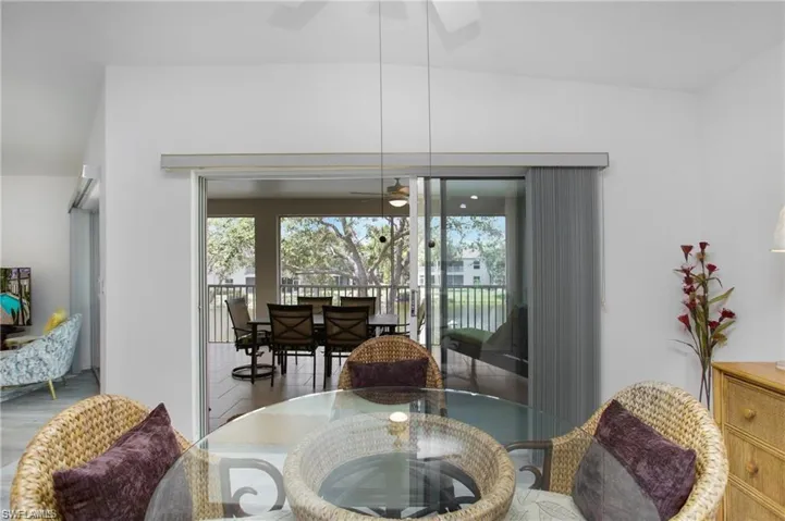 700  Diamond  CIR, Naples, FL 34110