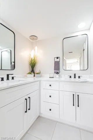 12171 Kelly Sands Way 1562, Fort Myers, Florida 33908