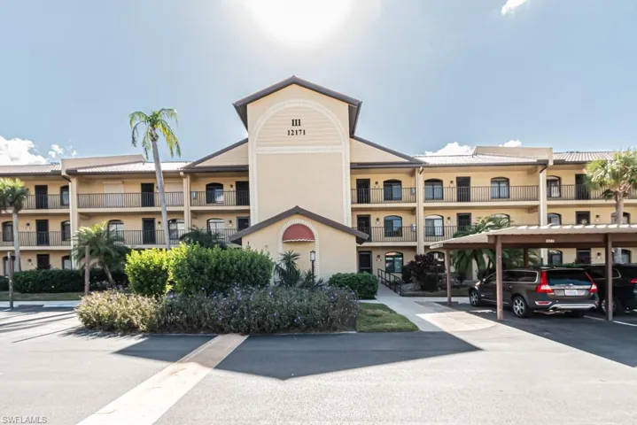 12171 Kelly Sands Way 1562, Fort Myers, Florida 33908