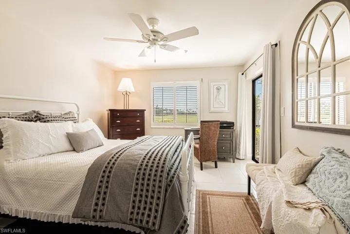Master bedroom with walkout to lanai.