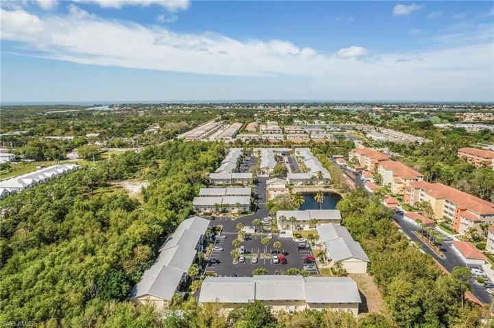 4621  Bayshore  DR, Naples, FL 34112