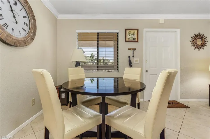 4621  Bayshore  DR, Naples, FL 34112