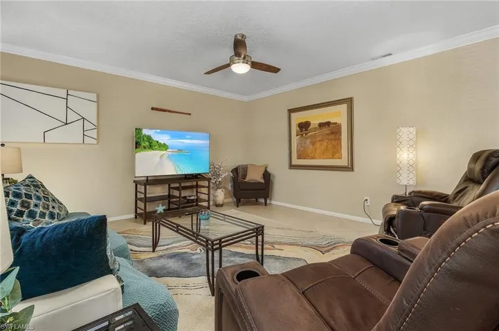 4621  Bayshore  DR, Naples, FL 34112