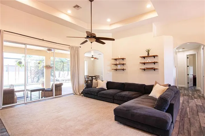 1824 Nw 21st Pl, Cape Coral, Florida 33993