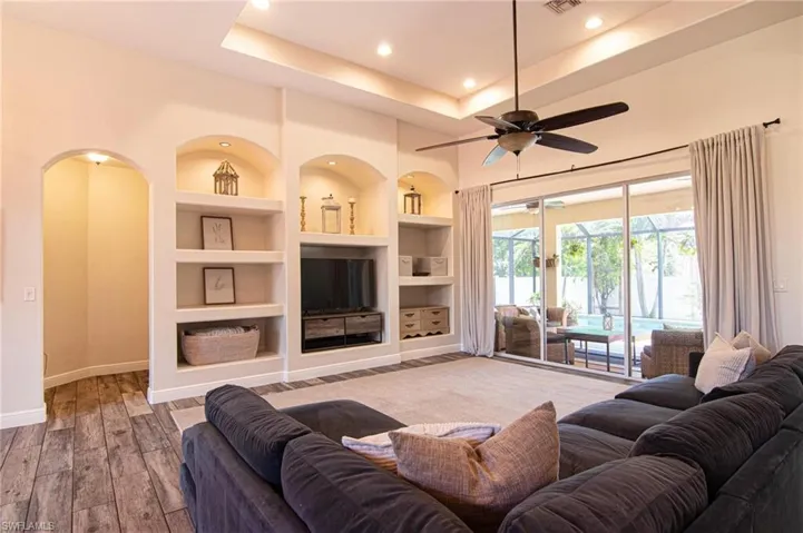 1824 Nw 21st Pl, Cape Coral, Florida 33993