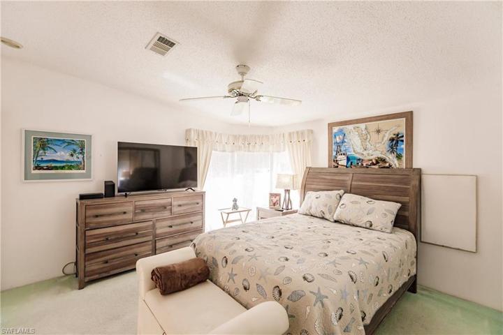 19813  Eagle Trace  CT, North Fort Myers, FL 33903