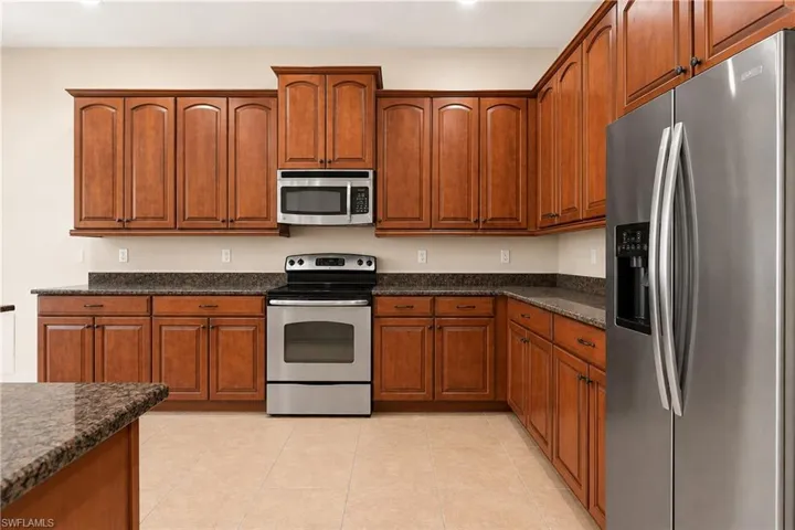 291 Saddlebrook Ln, Naples, Florida 34110