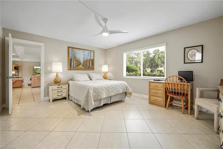 416 Teryl Rd 2363, Naples, Florida 34112