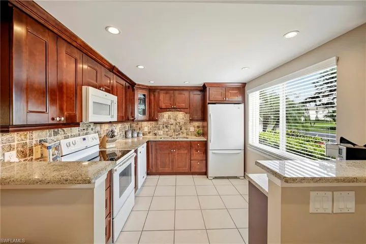 416 Teryl Rd 2363, Naples, Florida 34112