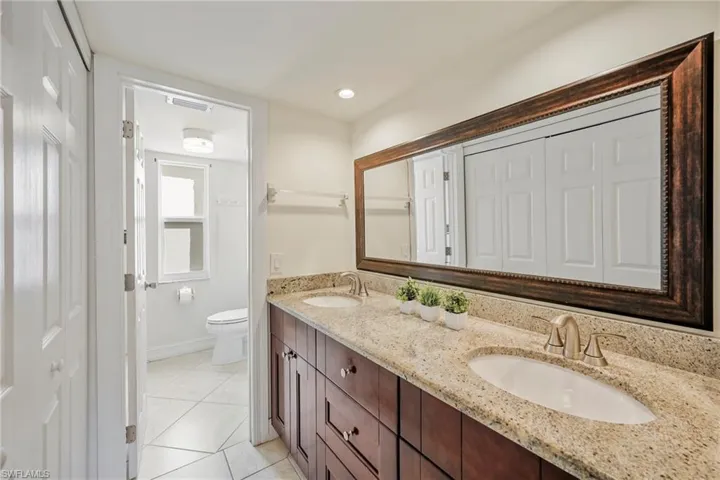 416 Teryl Rd 2363, Naples, Florida 34112