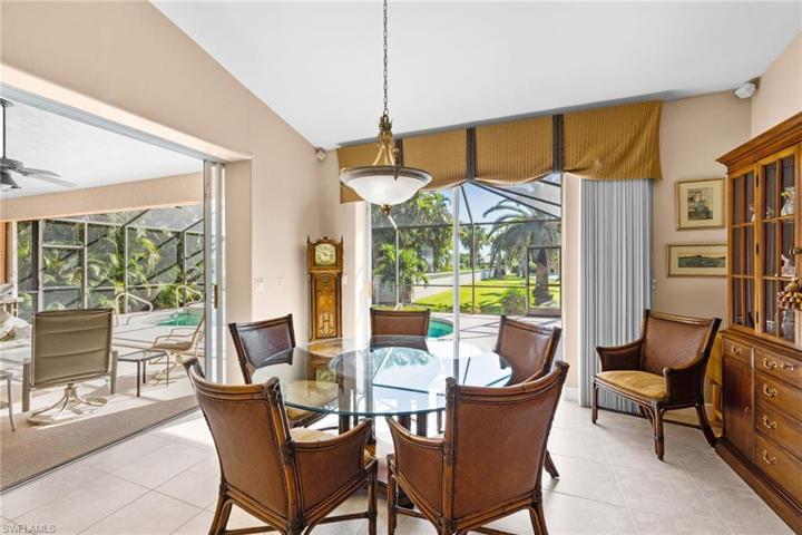 Breakfast Nook