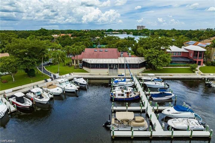 Blue Coyote Restaurant on the water
