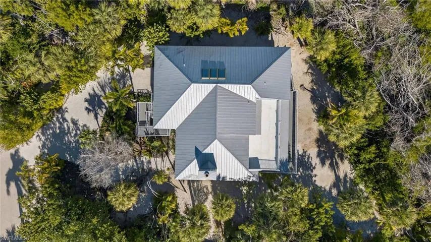 Aerial view of property and surrounding area