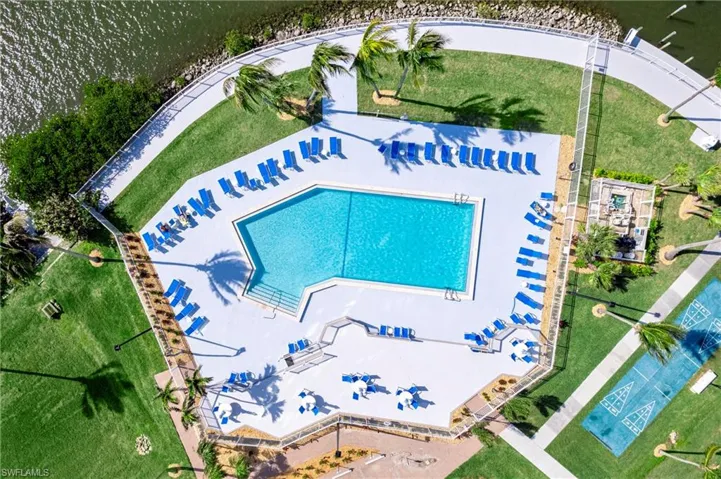 Bird's eye view of a pool area