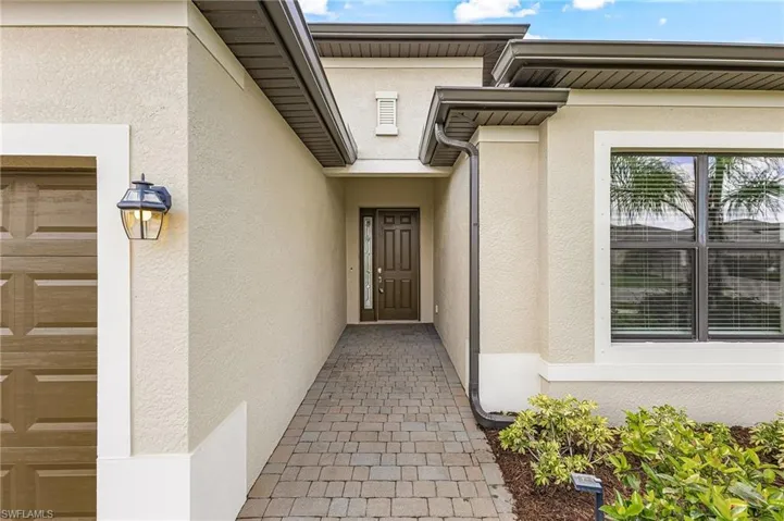 14592  Adina  LN, Fort Myers, FL 33905