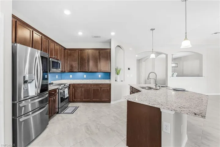 14592  Adina  LN, Fort Myers, FL 33905