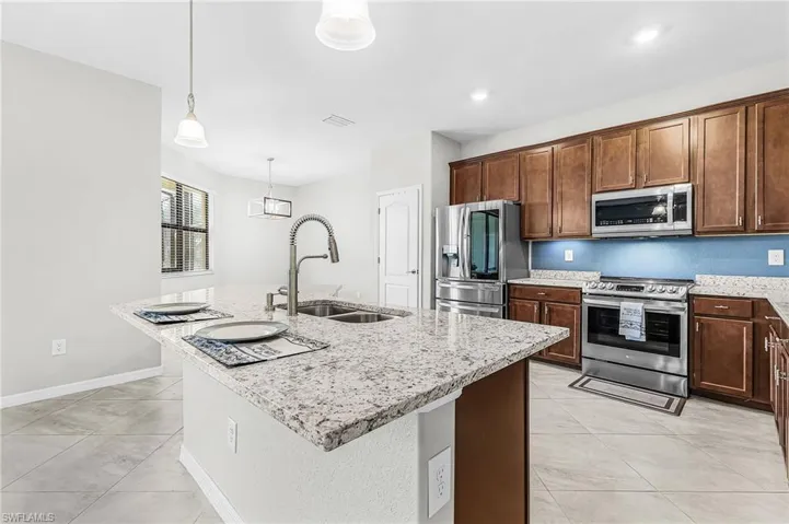 14592  Adina  LN, Fort Myers, FL 33905