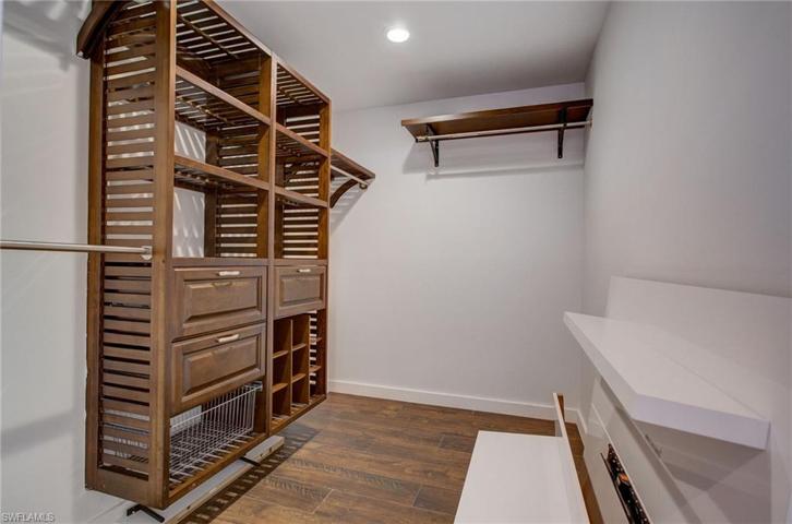 Guest Suite Walk-in Closet