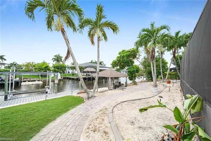 1138 Lucerne Ave 1, Cape Coral, Florida 33904