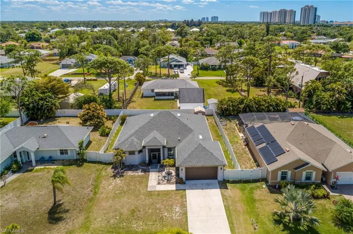 4575 Catalina Ln, Bonita Springs, Florida 34134