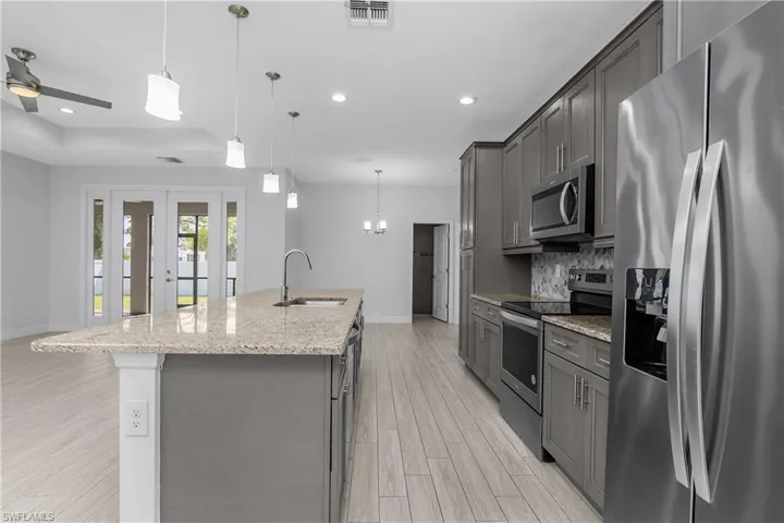 4575 Catalina Ln, Bonita Springs, Florida 34134