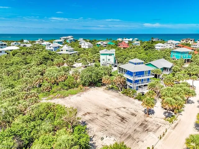 4491 Cutlass Dr, Upper Captiva, Florida 33924