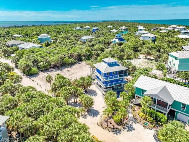 4491 Cutlass Dr, Upper Captiva, Florida 33924