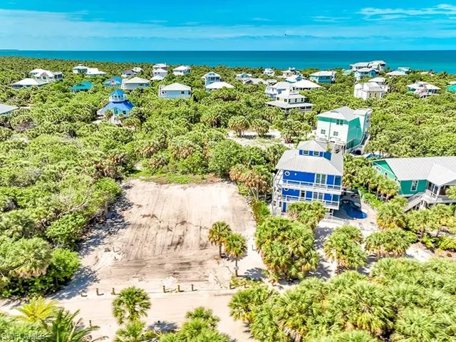 4491 Cutlass Dr, Upper Captiva, Florida 33924