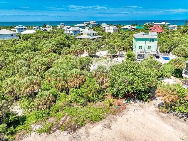 4491 Cutlass Dr, Upper Captiva, Florida 33924