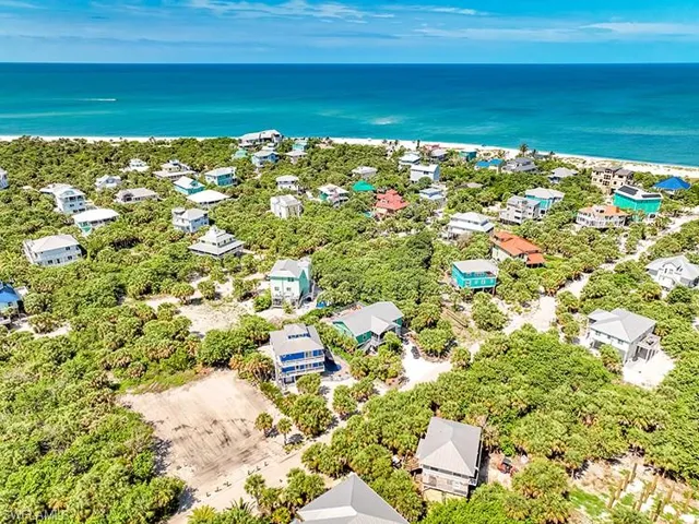 4491 Cutlass Dr, Upper Captiva, Florida 33924