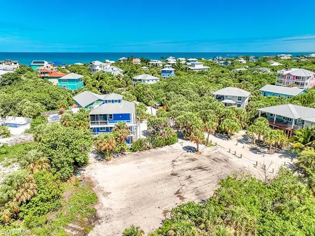 4491 Cutlass Dr, Upper Captiva, Florida 33924