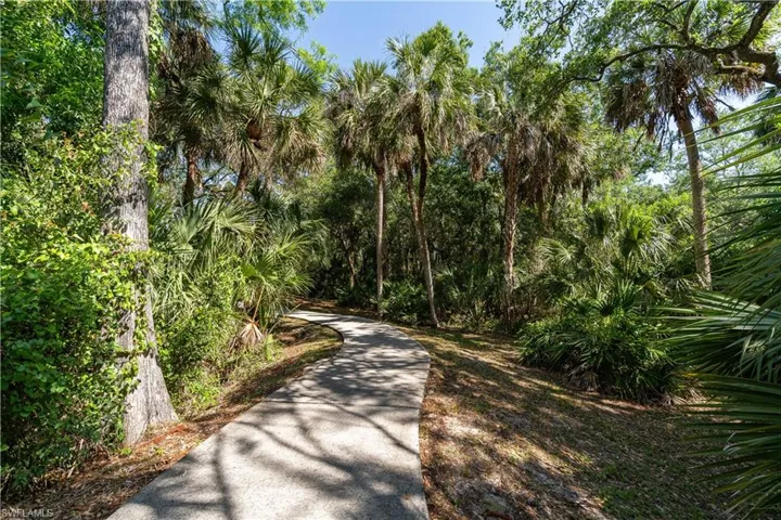 View of surrounding community