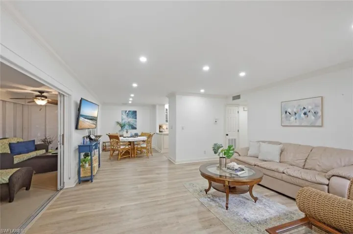 1549 Sandpiper St 80, Naples, Florida 34102