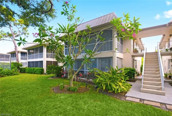 1549 Sandpiper St 80, Naples, Florida 34102
