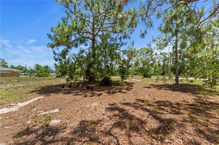Oversized yard space with over 1/2 acre of space to enjoy!
