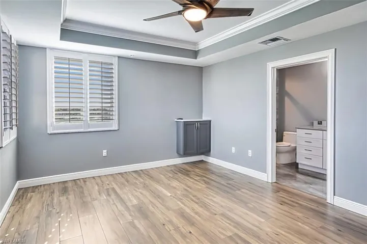 Guest en-suite bedroom