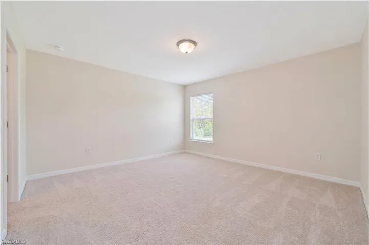3733 Crofton Ct, Fort Myers, Florida 33916