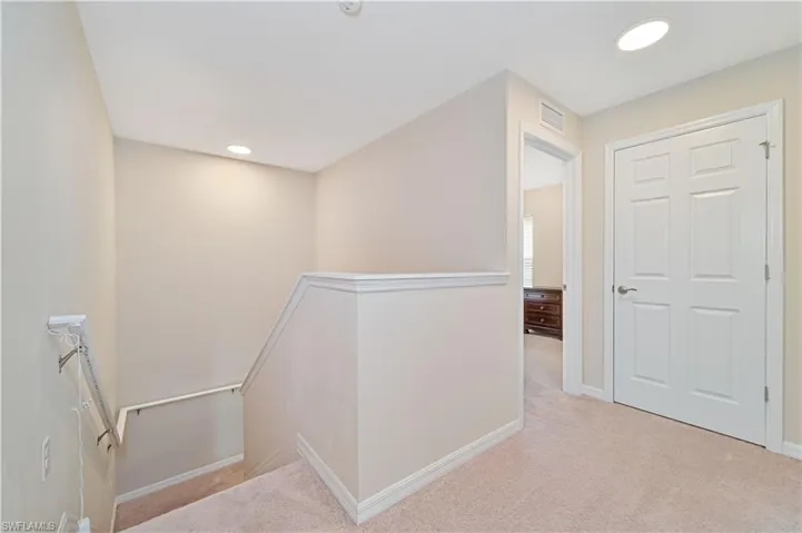 3733 Crofton Ct, Fort Myers, Florida 33916