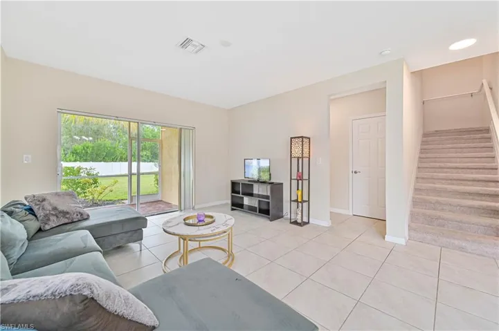 3733 Crofton Ct, Fort Myers, Florida 33916