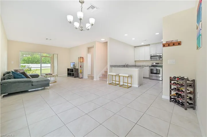 3733 Crofton Ct, Fort Myers, Florida 33916