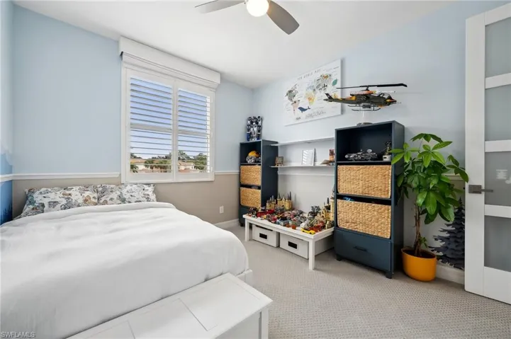 2405  Leafshine  LN, Naples, FL 34119