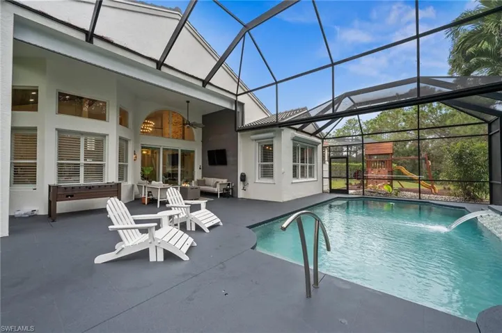 2405  Leafshine  LN, Naples, FL 34119