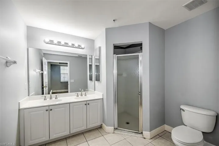 3956  Pomodoro  CIR, Cape Coral, FL 33909