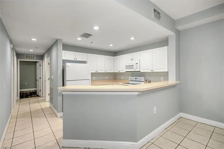3956  Pomodoro  CIR, Cape Coral, FL 33909