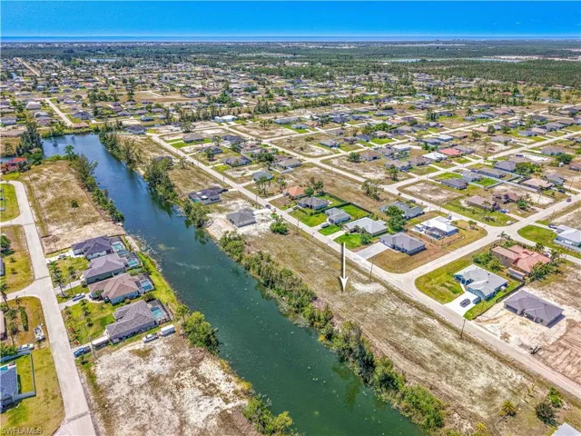 2002 Nw 27th St, Cape Coral, Florida 33993