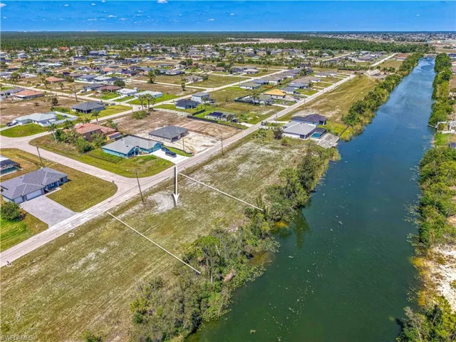 2002 Nw 27th St, Cape Coral, Florida 33993