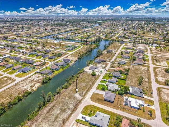 2002 Nw 27th St, Cape Coral, Florida 33993