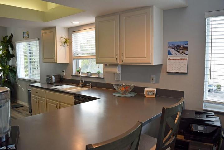 CONVENIENT BREAKFAST BAR