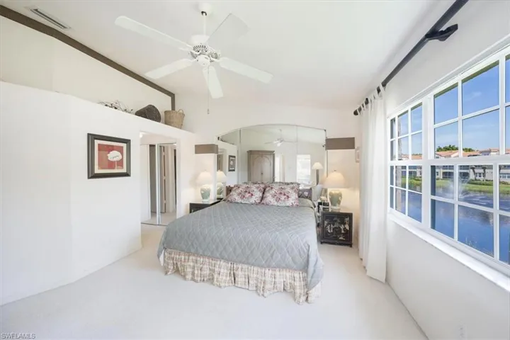 8415  Excalibur  CIR, Naples, FL 34108
