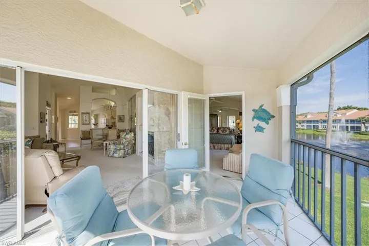 8415  Excalibur  CIR, Naples, FL 34108